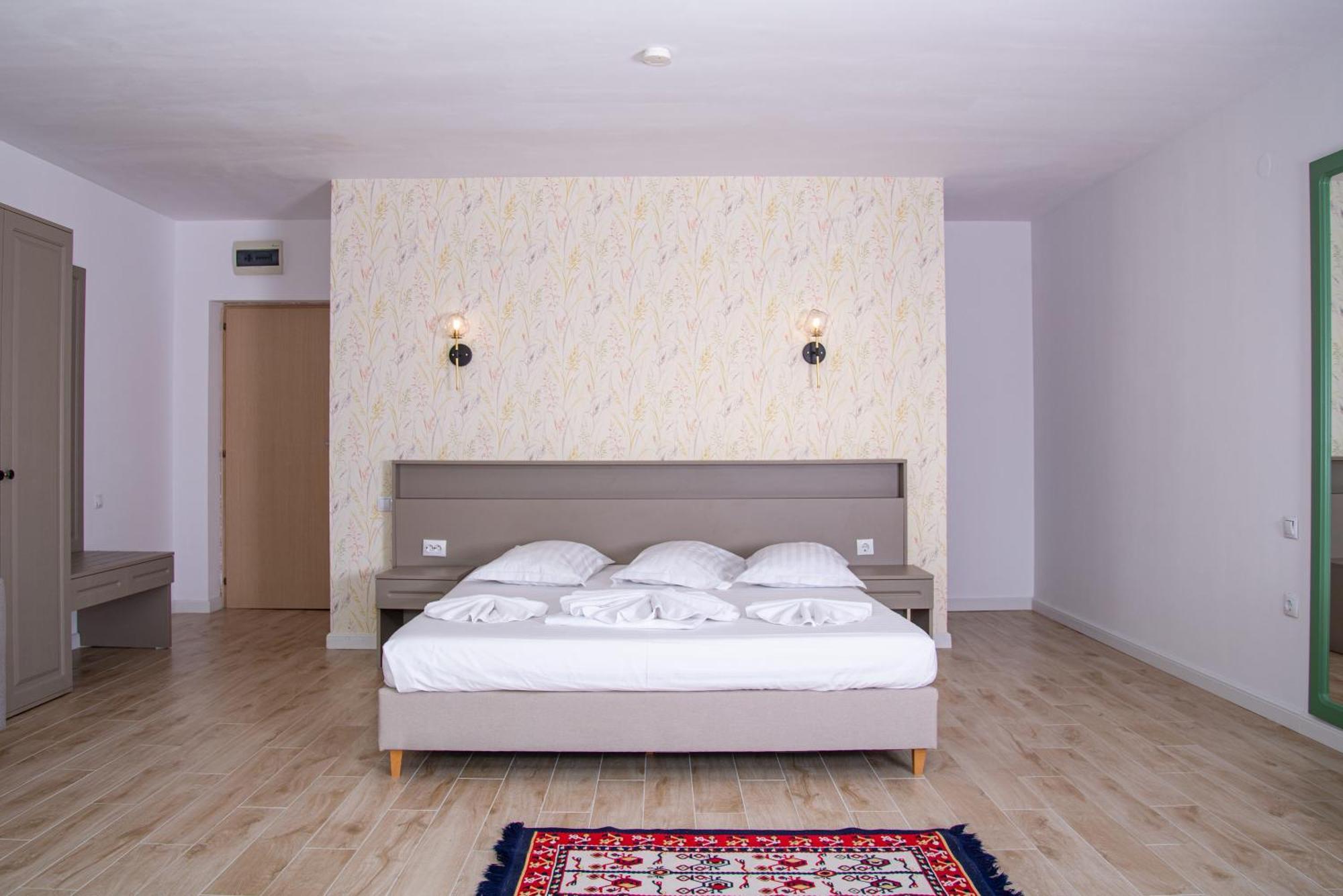 Paradis Hotel Mila Douăzeci şi Trei Eksteriør billede